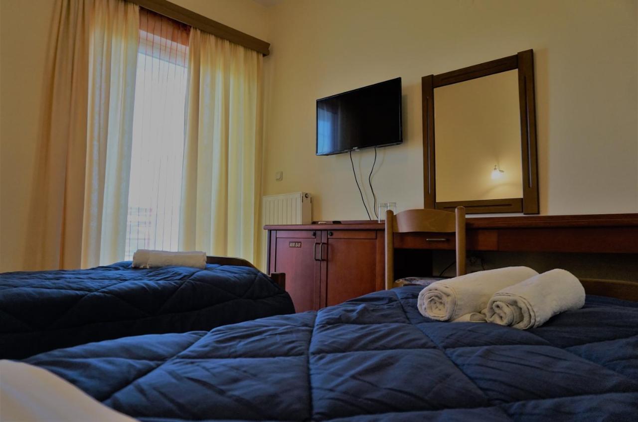 Iraklis Hotel Mítikasz Kültér fotó