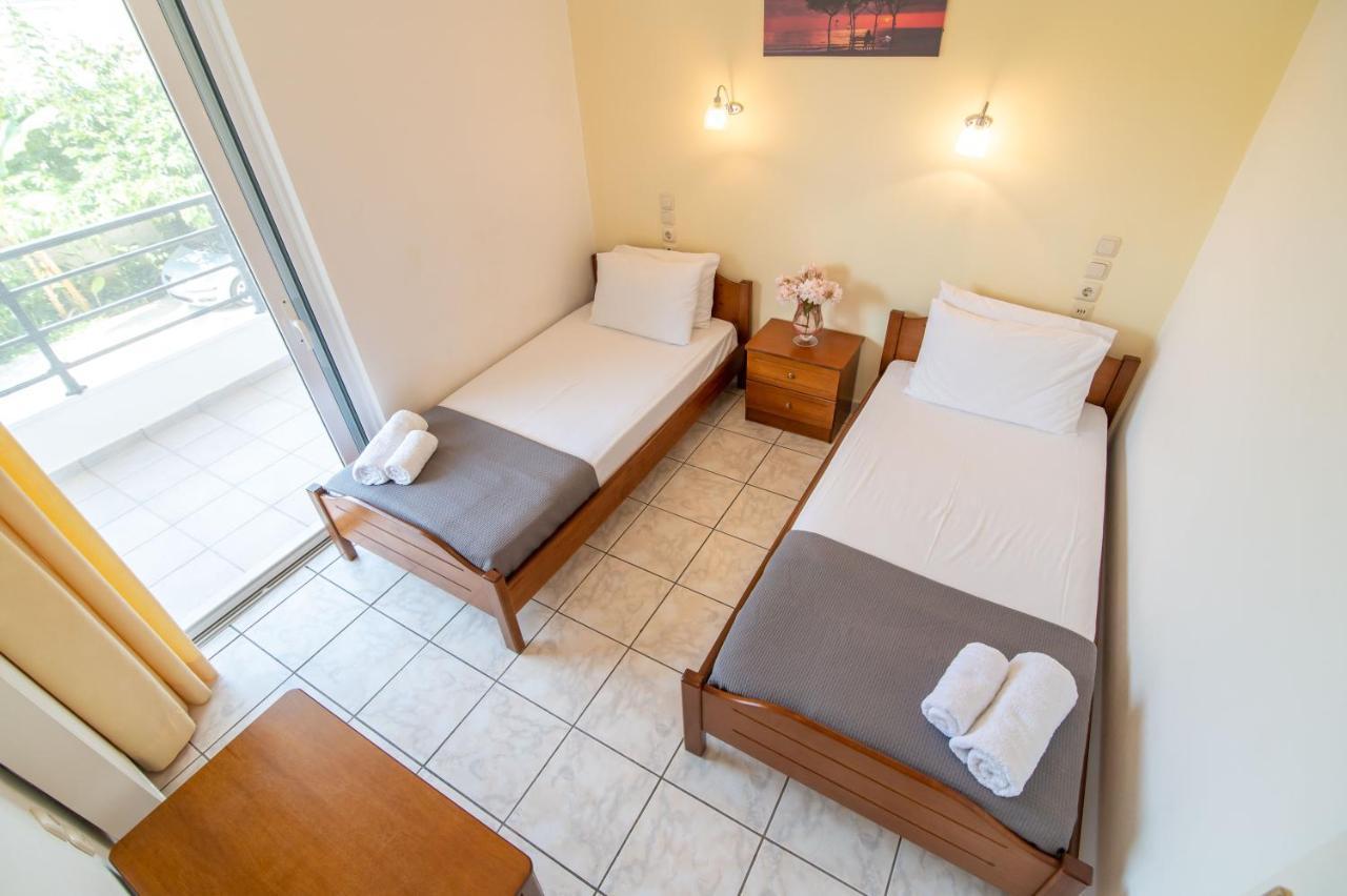 Iraklis Hotel Mítikasz Kültér fotó