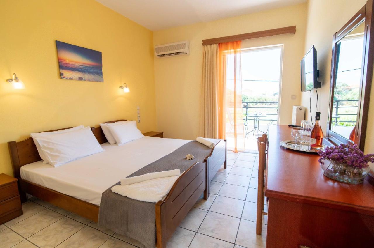 Iraklis Hotel Mítikasz Kültér fotó