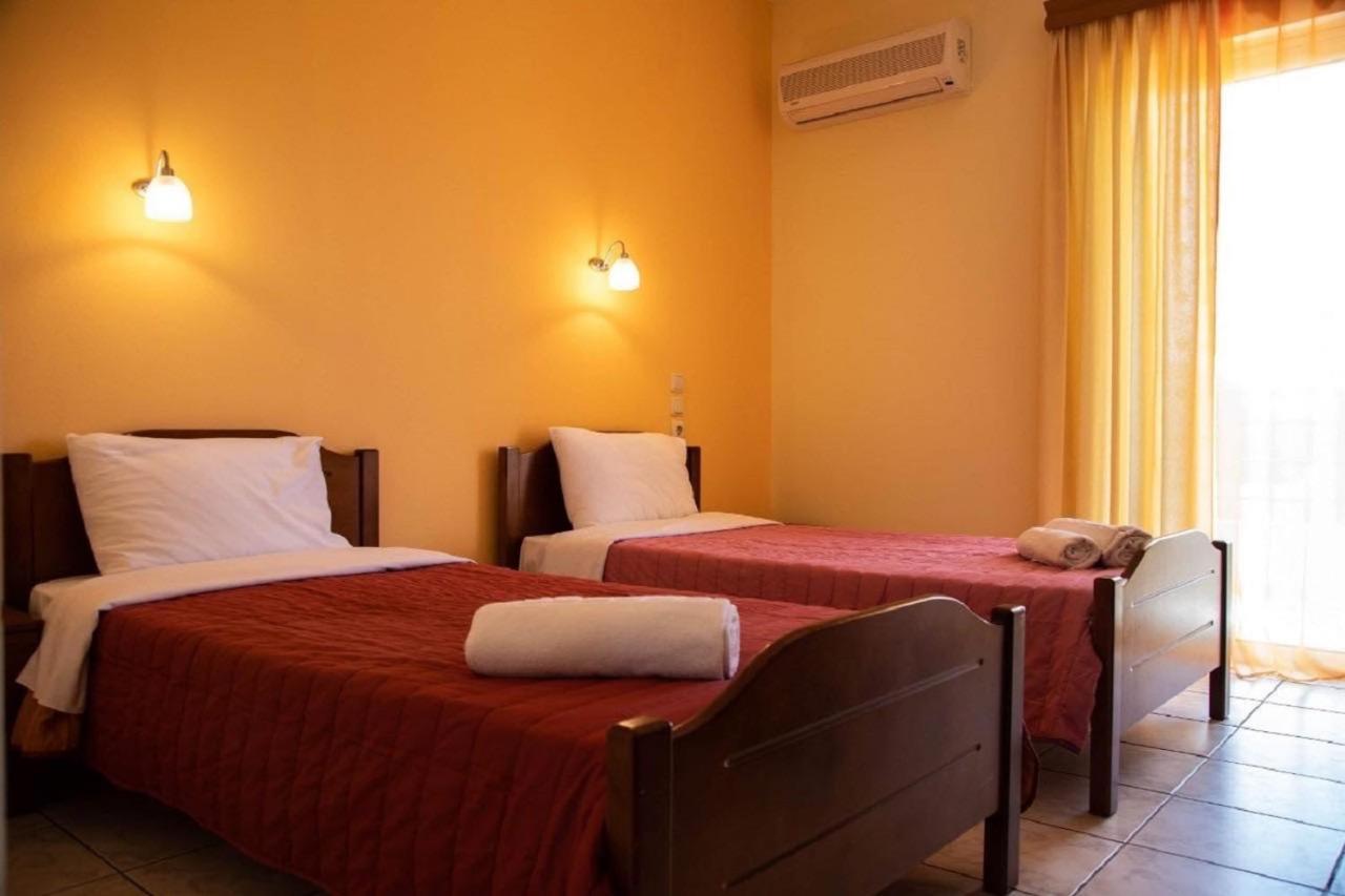 Iraklis Hotel Mítikasz Kültér fotó