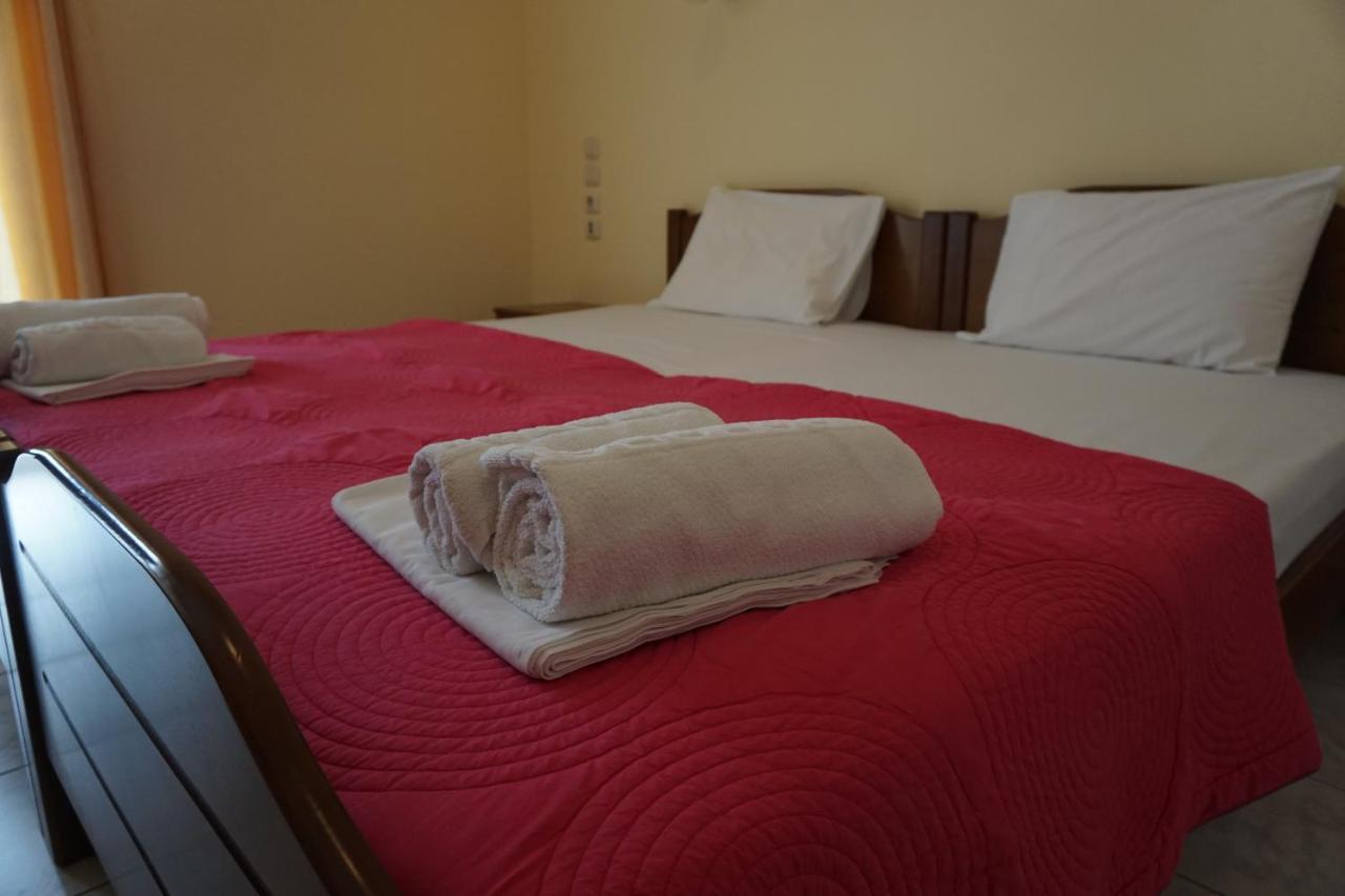 Iraklis Hotel Mítikasz Kültér fotó