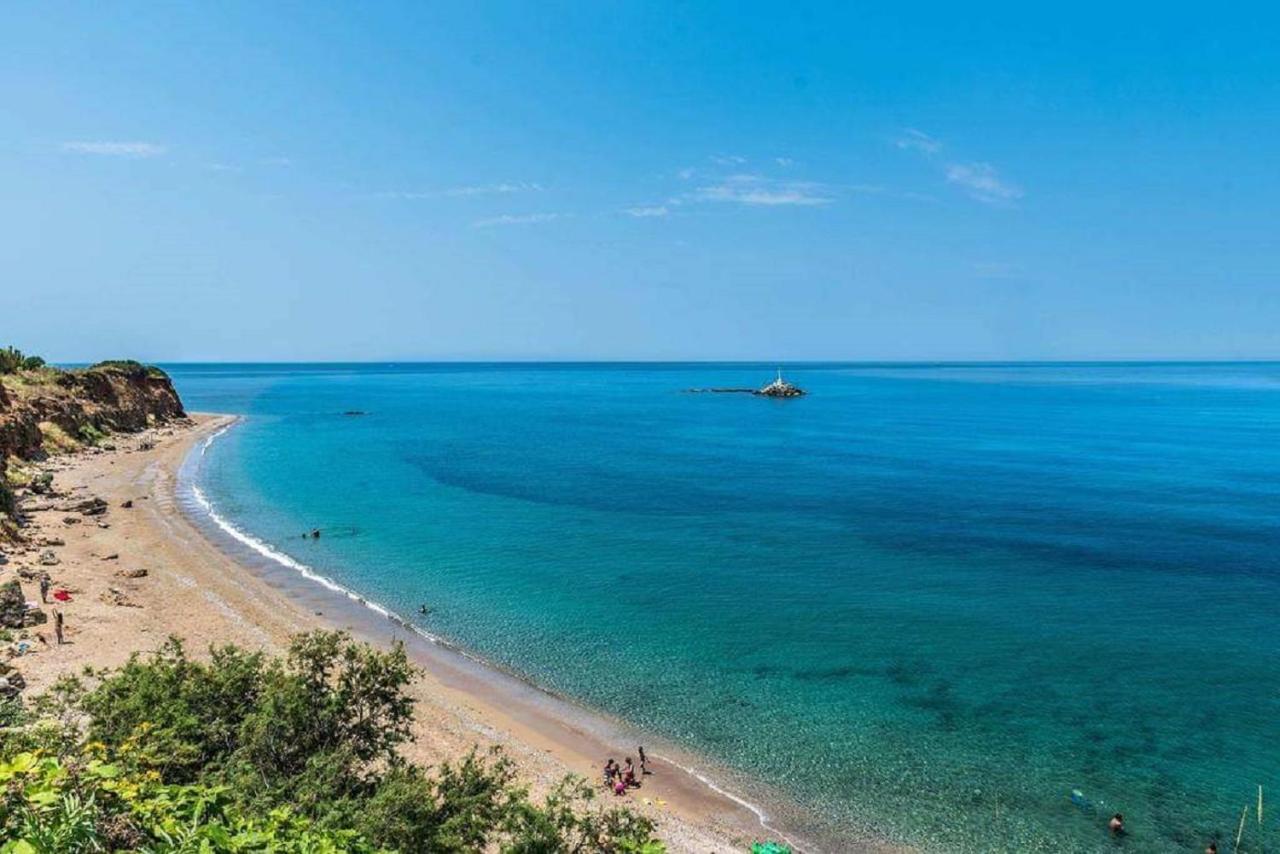 Iraklis Hotel Mítikasz Kültér fotó